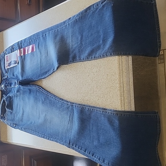 NWT Signature Levi Modern Boot Cut Simply Stretch Size 10L - Picture 7 of 11